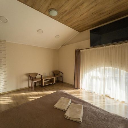 Орк "Блісс" Hotel รีฟเน ภายนอก รูปภาพ