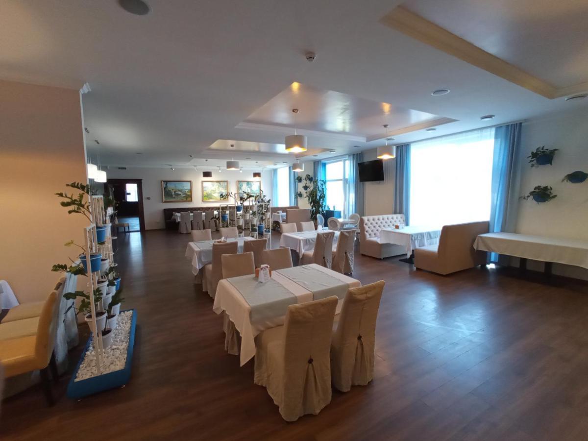 Орк "Блісс" Hotel รีฟเน ภายนอก รูปภาพ