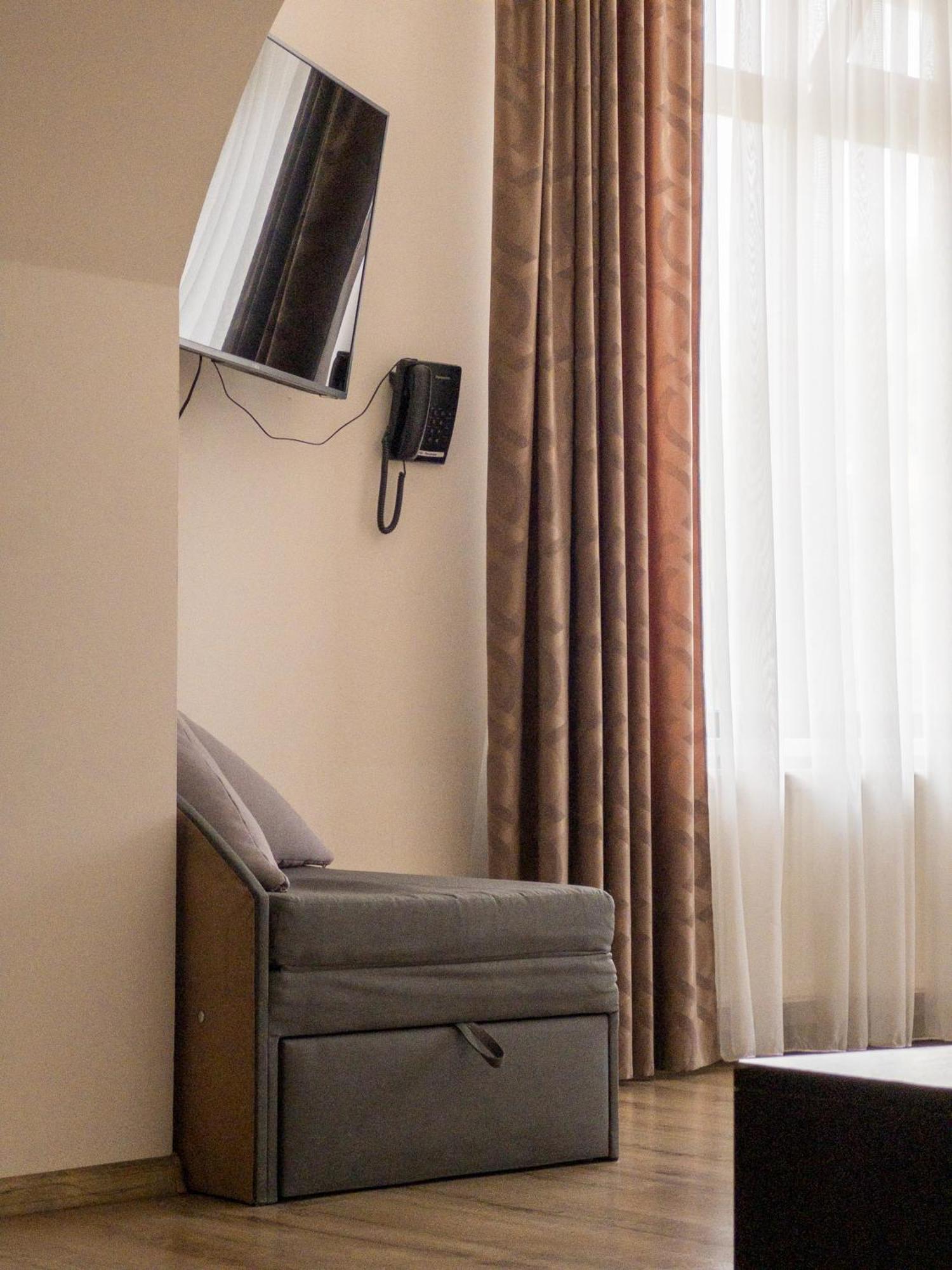 Орк "Блісс" Hotel รีฟเน ภายนอก รูปภาพ