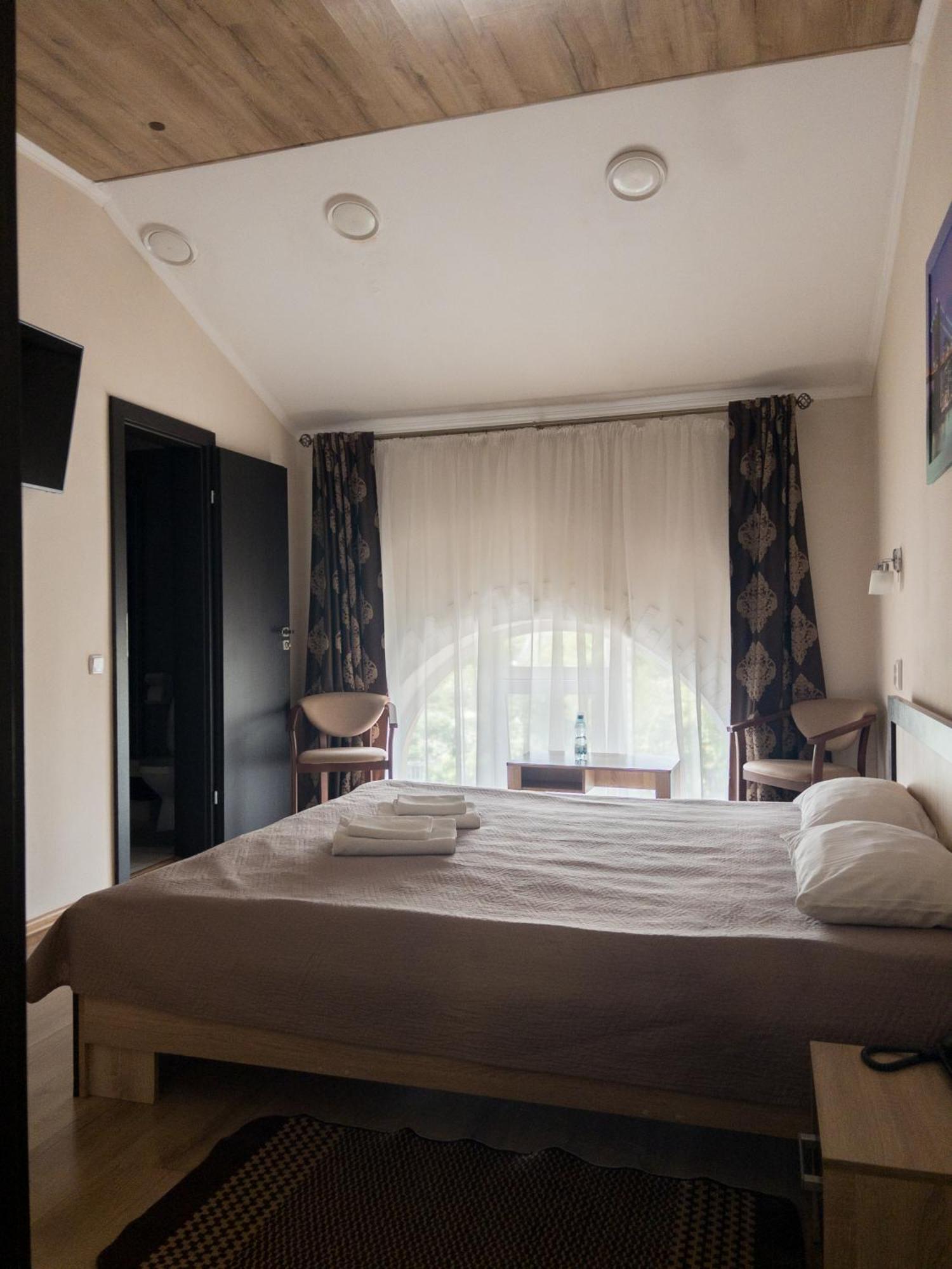 Орк "Блісс" Hotel รีฟเน ภายนอก รูปภาพ