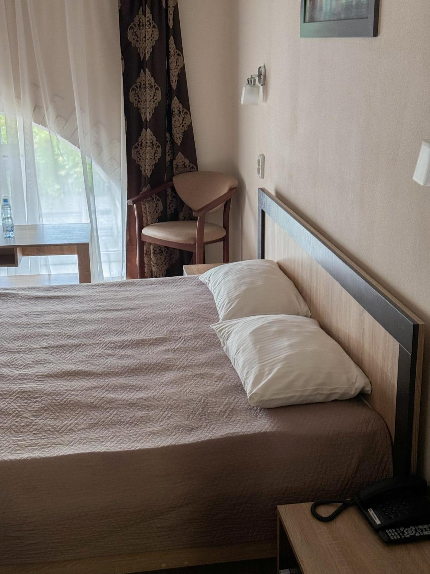 Орк "Блісс" Hotel รีฟเน ภายนอก รูปภาพ